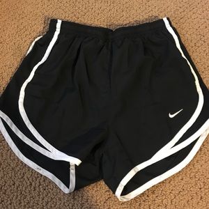 Black Nike Tempo Shorts!